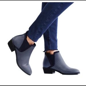 Betabrand Tennis Western Boots (Blue Diamond)
